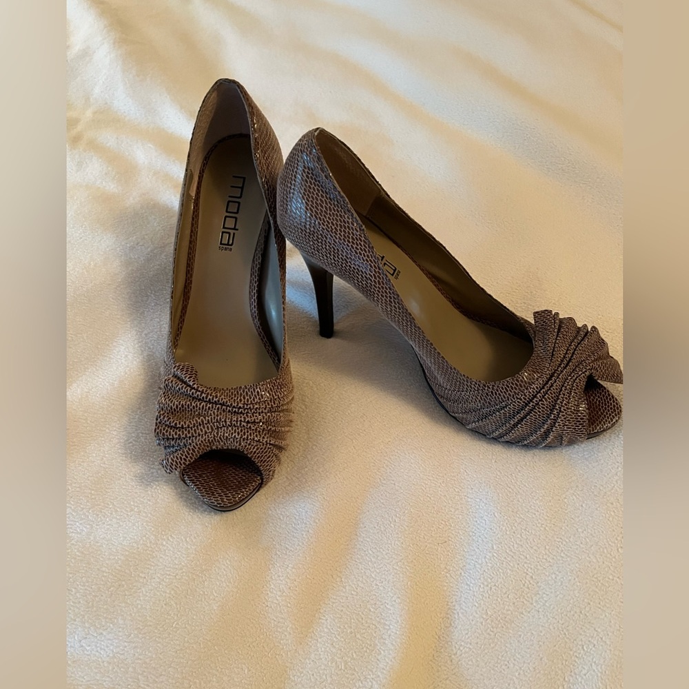 Moda Spana pumps
